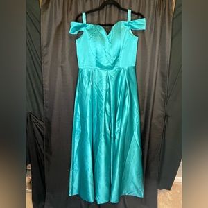 Off-shoulder Sweetheart neckline satin gown with lace-up bodice